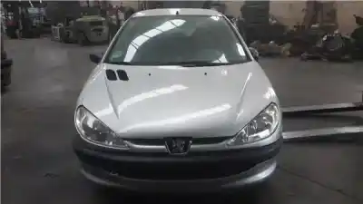 Sloopvoertuig PEUGEOT 206+ (2L_, 2M_)  van het jaar 2001 aangedreven KFW (TU3JP)