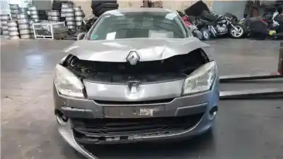 Verschrottungsfahrzeug RENAULT MEGANE III FASTBACK (BZ0_)  des Jahres 2009 angetrieben K4M 858