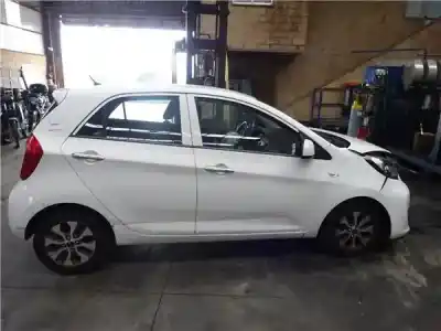 Véhicule à la ferraille KIA PICANTO II (TA)  de l'année 2015 alimenté G3LA
