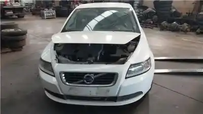 Veicolo di demolizione VOLVO S40 BERLINA  dell'anno 2011 alimentato D 4162 T