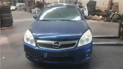 Verschrottungsfahrzeug OPEL VECTRA C BERLINA  des Jahres 2006 angetrieben Z 19 DT