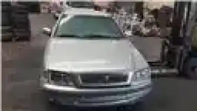 Véhicule à la ferraille VOLVO S40 BERLINA  de l'année 1996 alimenté B 4204 S