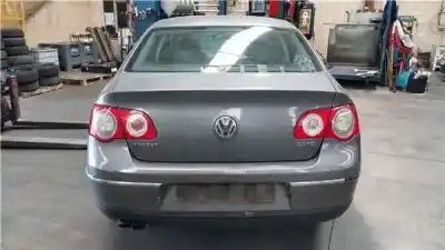 Veículo de Sucata volkswagen passat berlina (3c2) 2.0 tdi 16v do ano 2007 alimentado bkp