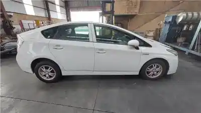 Утилизация автомобиля toyota prius (zvw30) 1.8 hybrid года 2012 питание 2zr-fxe