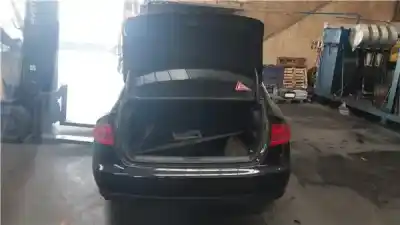 Veículo de Sucata audi a4 berlina (8k2) 2.0 basis do ano 2009 alimentado caga