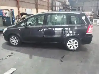Sloopvoertuig opel zafira b 1.9 cdti van het jaar 2009 aangedreven d-z19dt