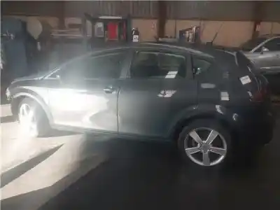Veículo de Sucata seat leon (1p1) 2.0 tdi 16v do ano 2006 alimentado bkd