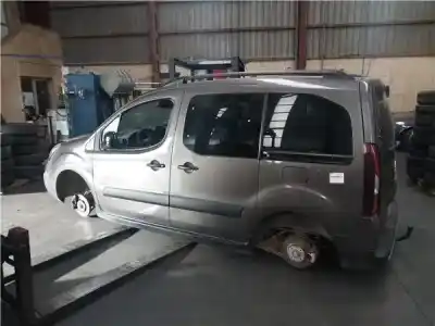 Veicolo di demolizione citroen berlingo multispace (b9) 1.2 puretech 110 dell'anno 2016 alimentato hn01