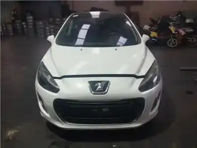 Véhicule à la ferraille PEUGEOT 308 CC (4B_) 1.6 THP de l'année 2012 alimenté 5F03