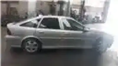 Veículo de Sucata opel vectra b berlina 2.0 dti 16v do ano 2000 alimentado x 20 dth