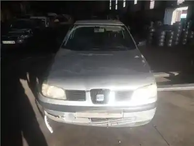 Veículo de Sucata SEAT IBIZA (6K1)  do ano 1999 alimentado AGP