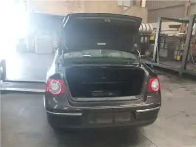 Vehicul casat volkswagen passat berlina (3c2) 2.0 tdi 16v al anului 2005 alimentat bkp