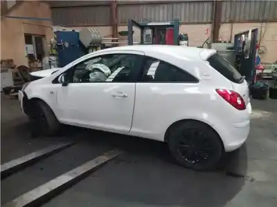 Vehicul casat opel corsa d 1.2 cat (a 12 xer / ldc) al anului 2013 alimentat a 12 xer