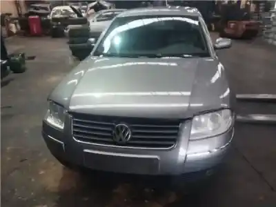 Véhicule à la ferraille VOLKSWAGEN PASSAT BERLINA (3B3)  de l'année 2003 alimenté AVF