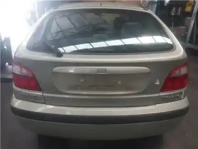 Véhicule à la ferraille renault megane i (ba0/1_) 1.6 16v (ba11. ba04. ba0b. ba1j) de l'année 2002 alimenté k4m 708