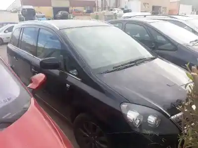 Veículo de Sucata opel zafira b enjoy plus do ano 2010 alimentado z17dtj
