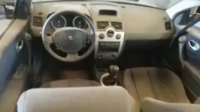 Veículo de Sucata renault megane ii coupe confort authentique do ano 2005 alimentado g/k4m t7