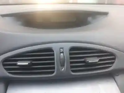 Scrapping Vehicle renault laguna ii (bg0) dynamique of the year 2003 powered k4m710