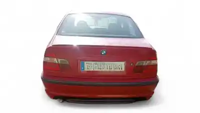 Sloopvoertuig bmw serie 3 berlina (e46) 320d van het jaar 2004 aangedreven 204d4