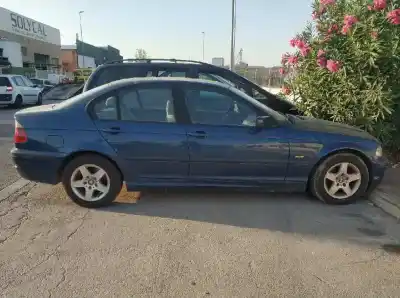 Veículo de Sucata BMW SERIE 3 BERLINA (E46) 320d do ano 2001 alimentado M47204D1