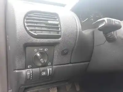 Здавання транспортного засобу opel corsa c furgoneta/hatchback (x01) 1.2 16v (f08, w5l) року 2001 потужний z12xe