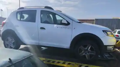 Veículo de Sucata DACIA SANDERO Stepway do ano 2016 alimentado H4B B4