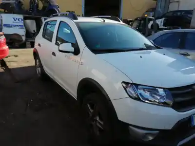 Veículo de Sucata dacia sandero stepway do ano 2016 alimentado h4b b4