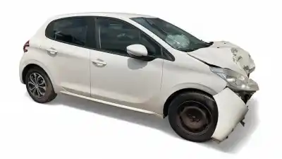 Veicolo di demolizione PEUGEOT 208 I (CA_, CC_)  dell'anno 2013 alimentato 0