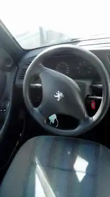 Scrapping Vehicle peugeot 206 hatchback (2a/c) 1.4 i of the year 2004 powered kfw (tu3a)