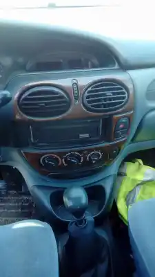 Hurda Aracı renault megane scenic (ja0/1_) 1.4 i (ja0e) yılın 1998 güçlü e7j 764