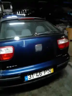 Veículo de Sucata seat leon (1m1) 1.4 16v do ano 2000 alimentado ahw