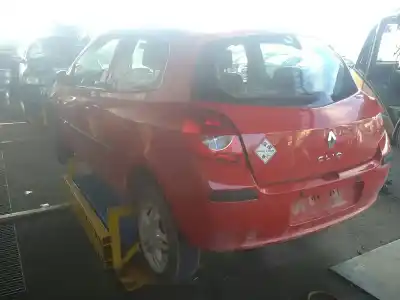 Veículo de Sucata renault clio iii d4f d7 do ano 2007 alimentado d4f d7