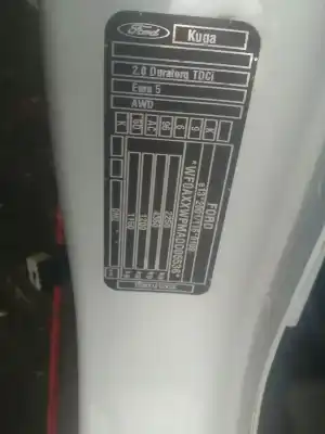 Vehicul casat ford kuga (cbs) kuga 120 cv / 88 kw al anului 2012 alimentat muy despiezado