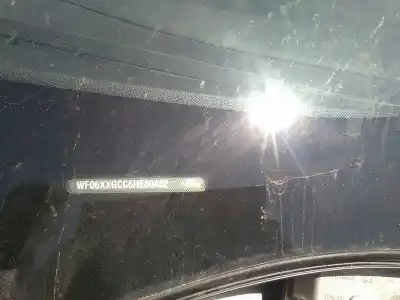 Véhicule à la ferraille ford focus lim. (cb8) 2.0 ecoboost cat de l'année 2010 alimenté r9dc