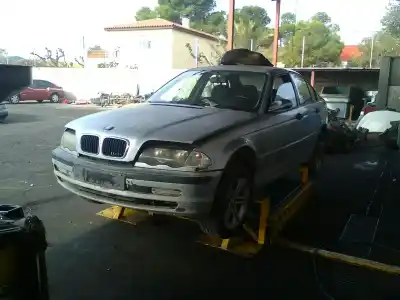 Scrapping Vehicle BMW 3 (E46) 320 D of the year 1998 powered 204D1