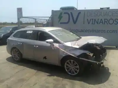 Veículo de Sucata seat leon st (5f8) xcellence do ano 2016 alimentado dpca