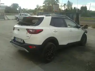Veículo de Sucata kia stonic 1.0 t- gdi do ano 0 alimentado gpf