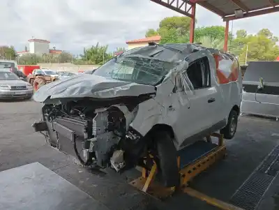 Sloopvoertuig renault expres rjk / fd0 van het jaar 0 aangedreven k9k u8