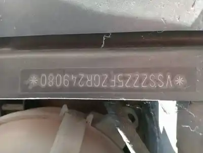 Veículo de Sucata seat leon sc (5f5) cupra 265 265 cv / 195 kw do ano 2013 alimentado cxxb