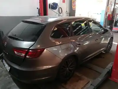 Veículo de Sucata seat leon sc (5f5) cupra 265 265 cv / 195 kw do ano 2013 alimentado cxxb