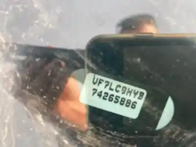 Veículo de Sucata citroen c4 berlina c4 berlina do ano 2004 alimentado 