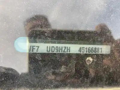 Veículo de Sucata citroen c4 berlina c4 berlina do ano 2004 alimentado 