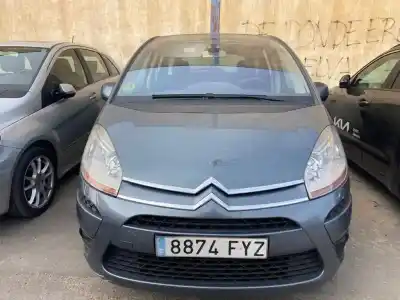 Veículo de Sucata citroen c4 berlina c4 berlina do ano 2004 alimentado 