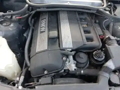 Veículo de Sucata bmw serie 3 berlina (e46) * do ano 1998 alimentado m52