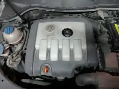 Veículo de Sucata volkswagen passat variant (3c5) * do ano 2005 alimentado bkp