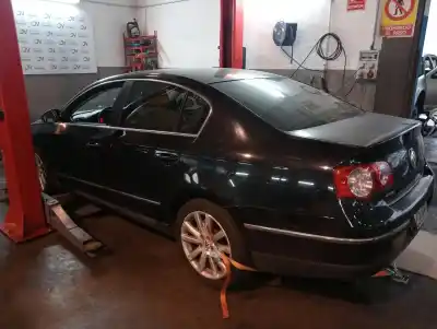 Veículo de Sucata volkswagen passat variant (3c5) * do ano 2005 alimentado bkp