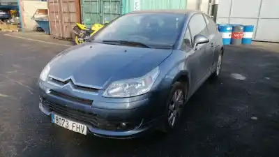 Veículo de Sucata citroen c4 coupe millenium do ano 2004 alimentado 
