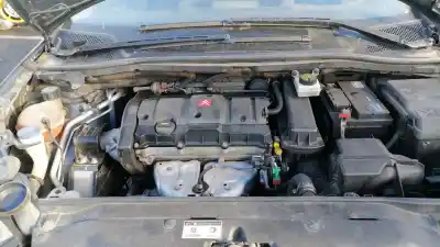 Veículo de Sucata citroen c4 coupe millenium do ano 2004 alimentado 