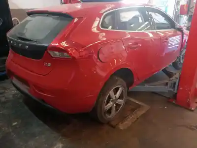 Veículo de Sucata volvo v40 d4162t do ano 2012 alimentado d4162t