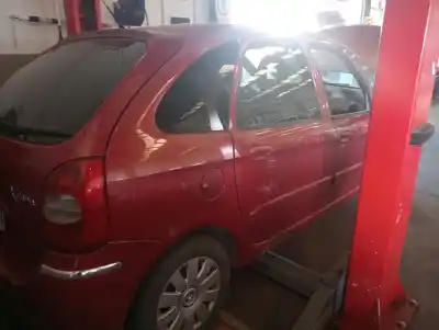 Veículo de Sucata citroen c4 picasso 1.5 blue-hdi fap do ano 2007 alimentado rhy